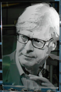 Ritratto su specchio di Vittorio Sgarbi